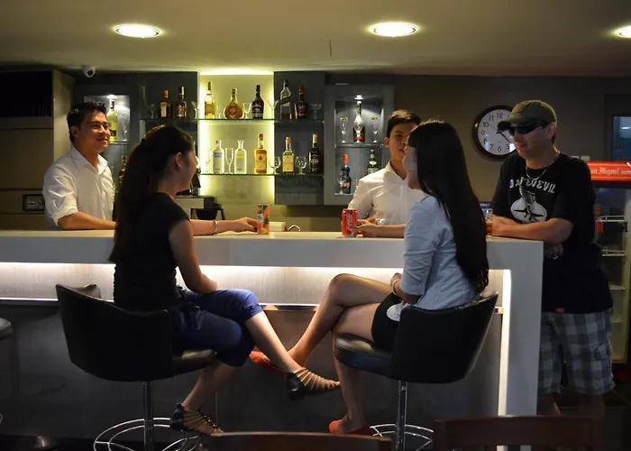 Hotel Elegant Circle Cebu Stadt