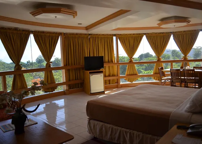 Elegant Circle Cebu