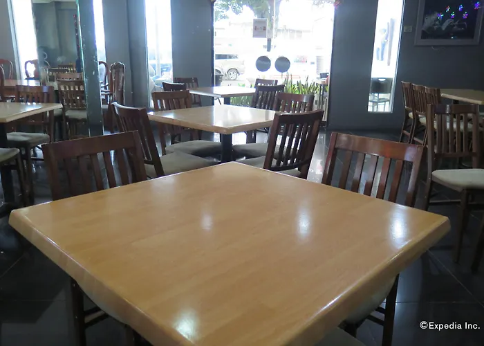 Elegant Circle 3* Cebu Stadt