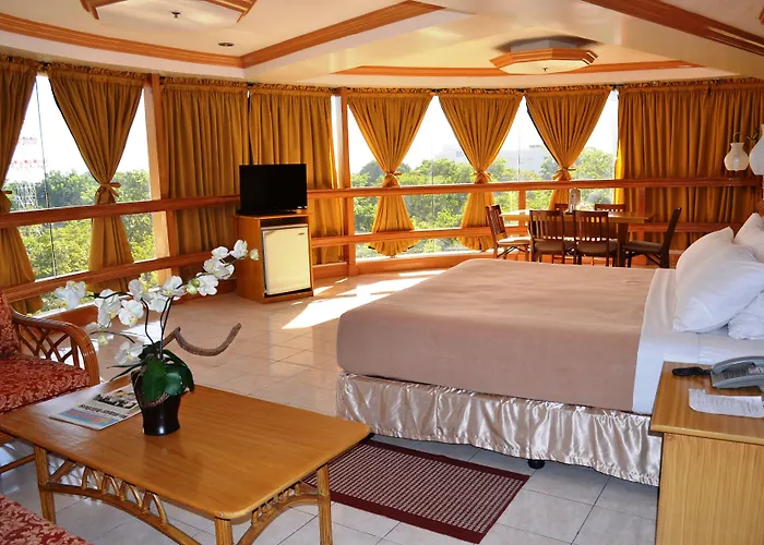 Hotel Elegant Circle