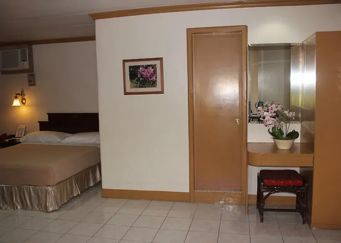 Hotel Elegant Circle Cebu