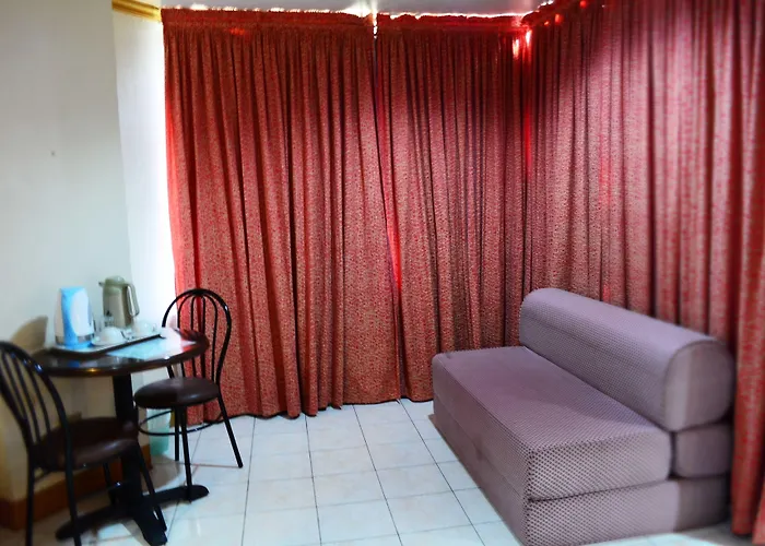 Hotel Elegant Circle 3*
