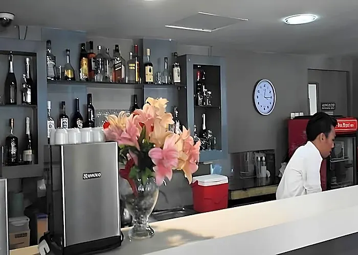 Elegant Circle Hotel