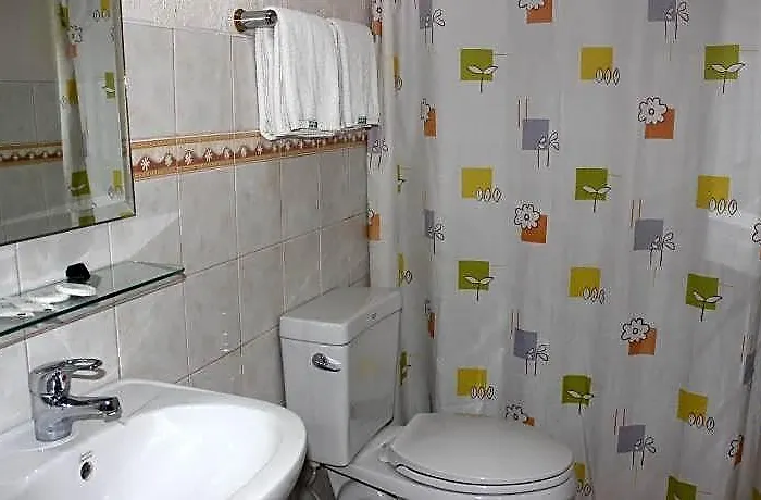 Elegant Circle Hotel 3*