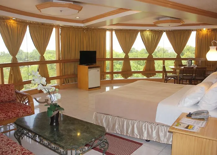Hotel Elegant Circle Cebu
